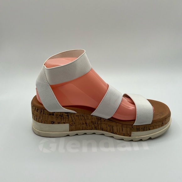 Steve Madden Bandi Platform White Sandals - size 10 - Picture 4 of 13
